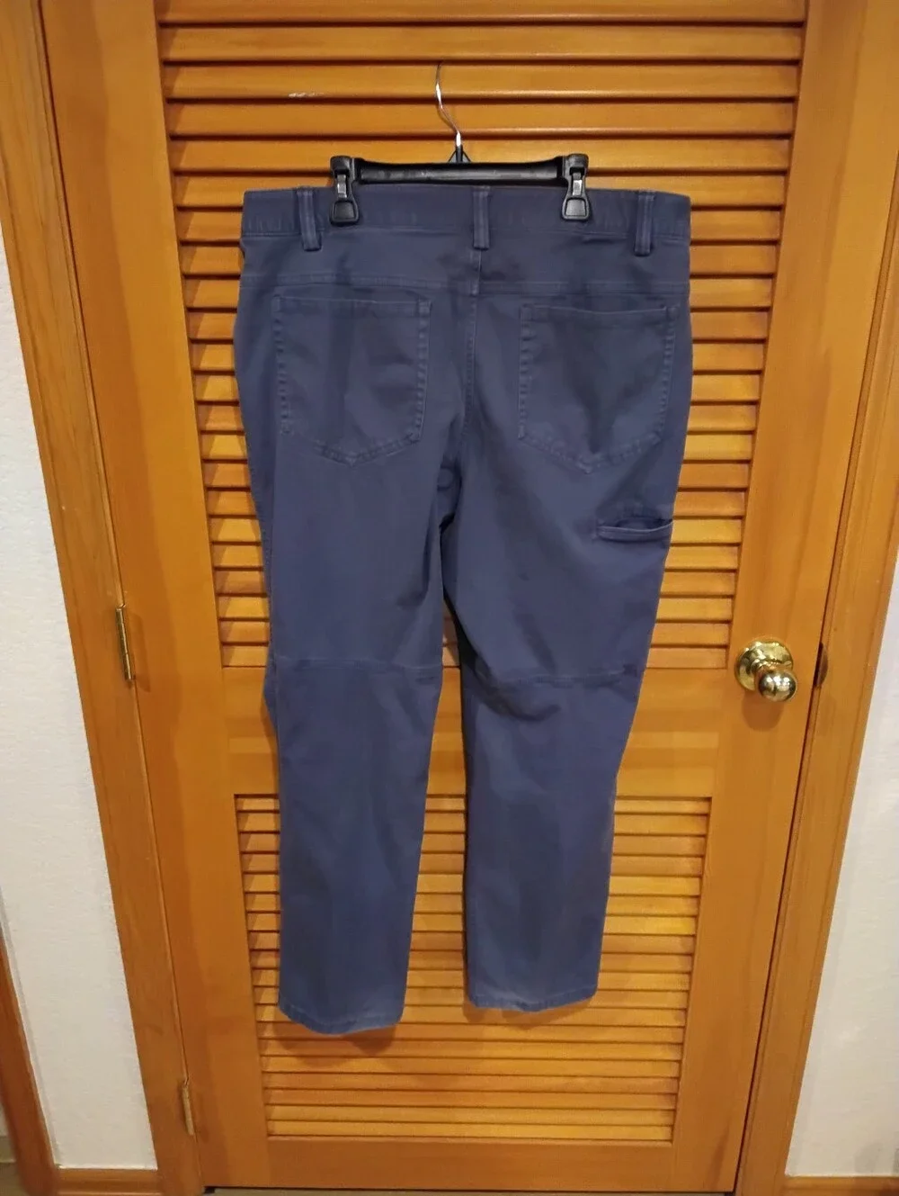 USED Under Armour Blue 98% Cotton Pants 34/32